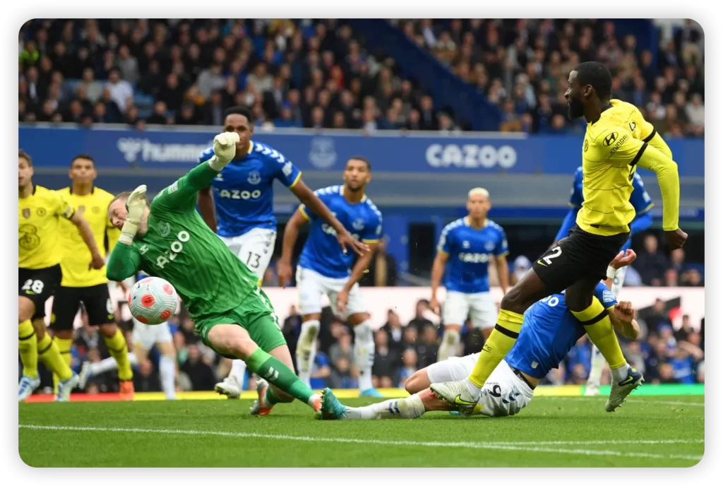 Pickford's Nine-Save Masterclass Frustrates Chelsea's Title Charge